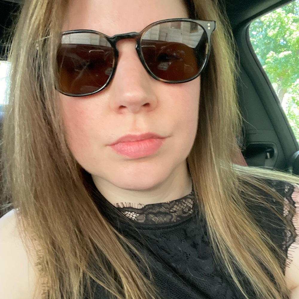 Meet your Posher, Amy! Hello!